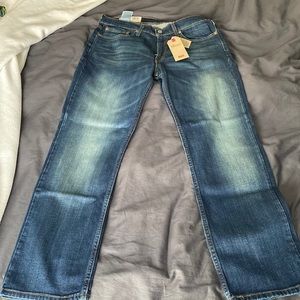 NWT Levi’s 514 Straight